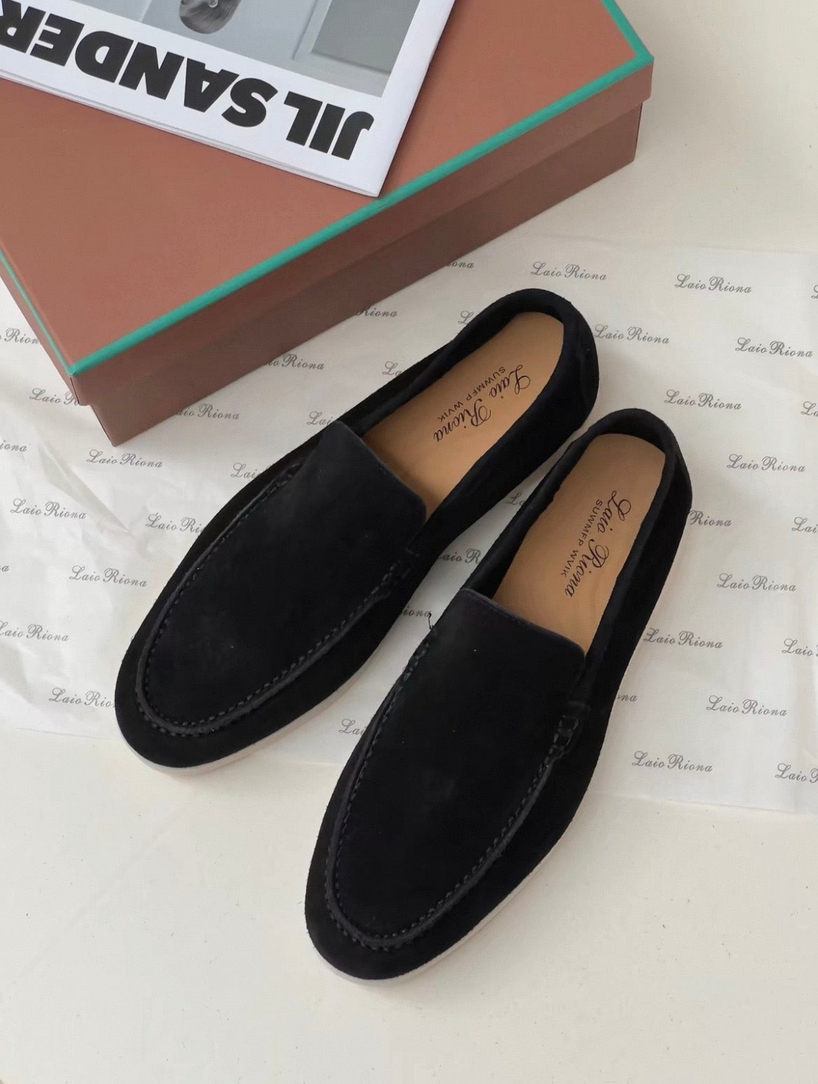 MANTORI SUEDE LOAFERS