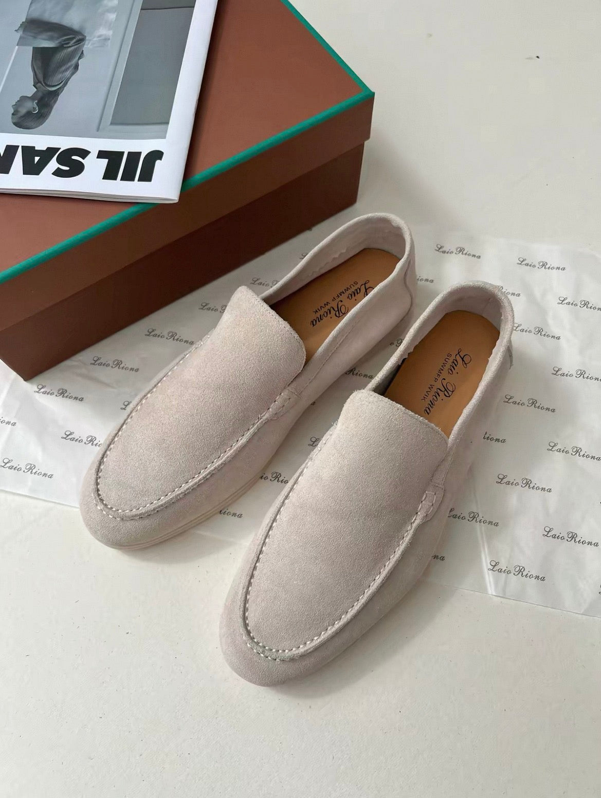 MANTORI SUEDE LOAFERS