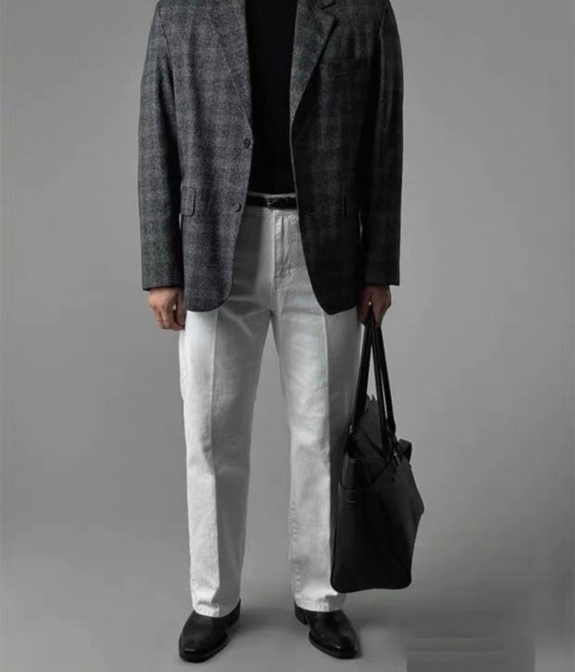 MONTARI STRAIGHT FIT JEANS