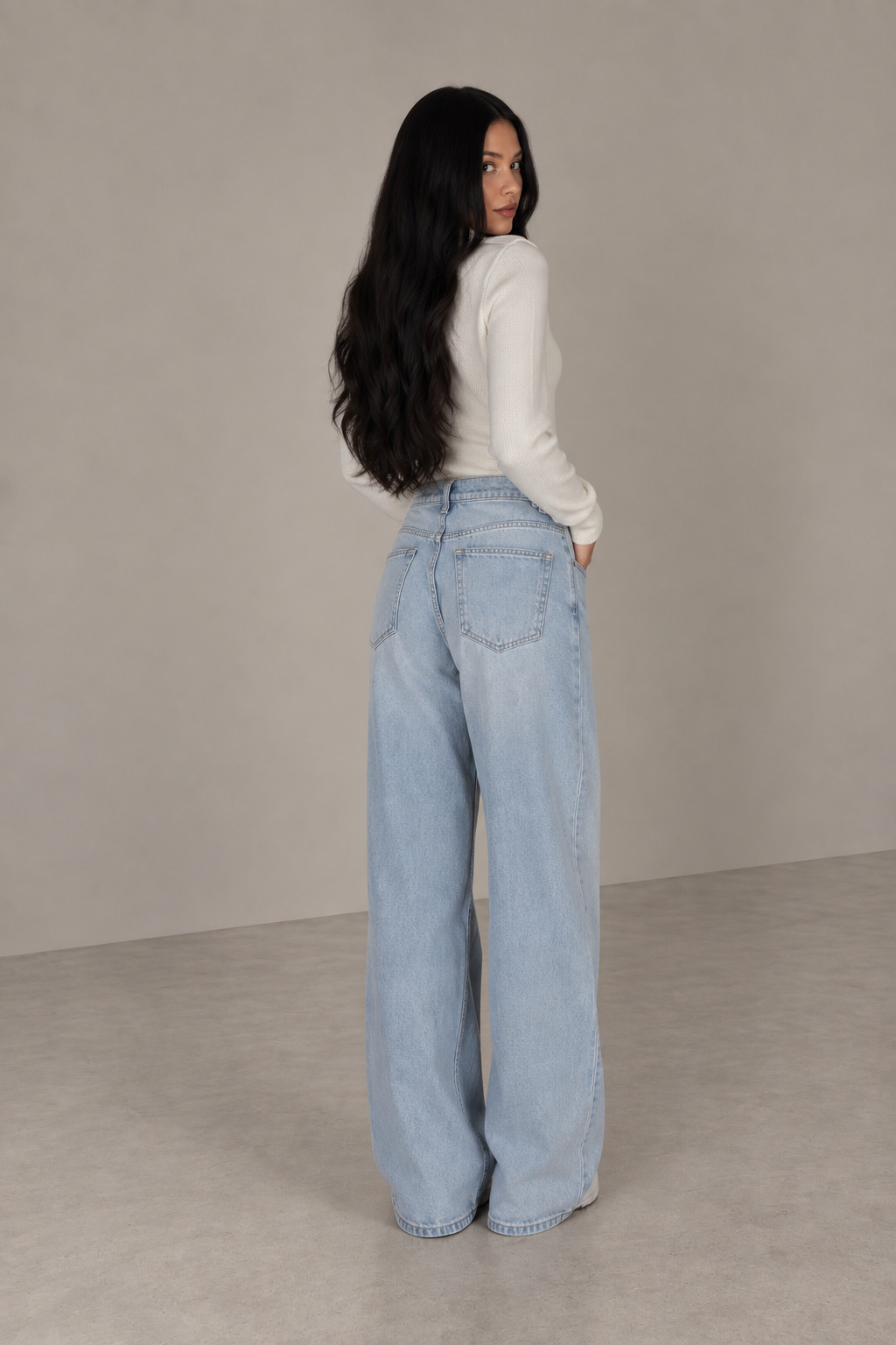 MONTARI LOOSE FIT DENIM JEANS